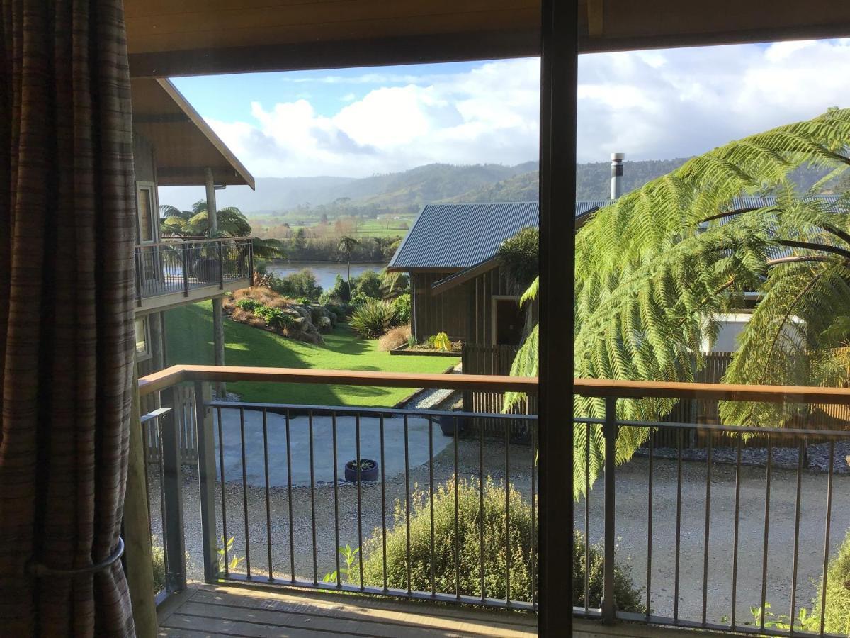 Riverstone Retreat Karamea ภายนอก รูปภาพ