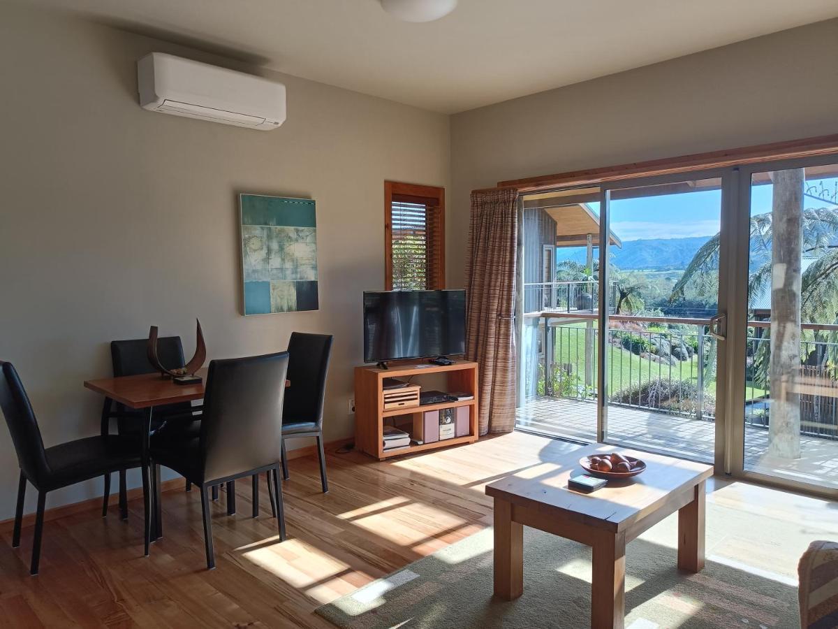 Riverstone Retreat Karamea ภายนอก รูปภาพ