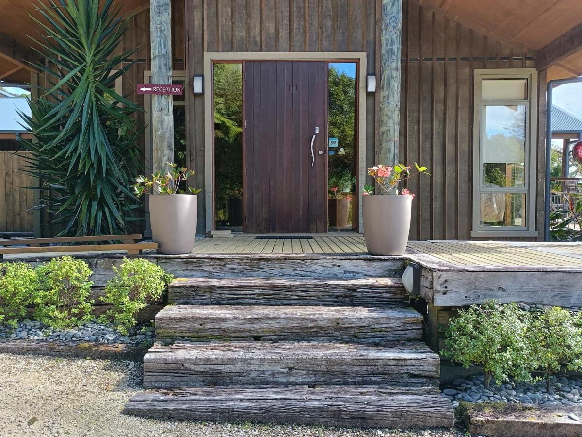 Riverstone Retreat Karamea ภายนอก รูปภาพ