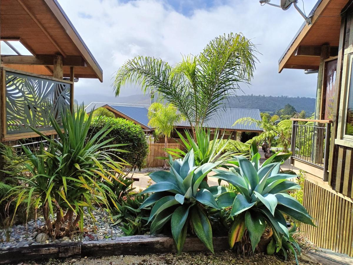 Riverstone Retreat Karamea ภายนอก รูปภาพ