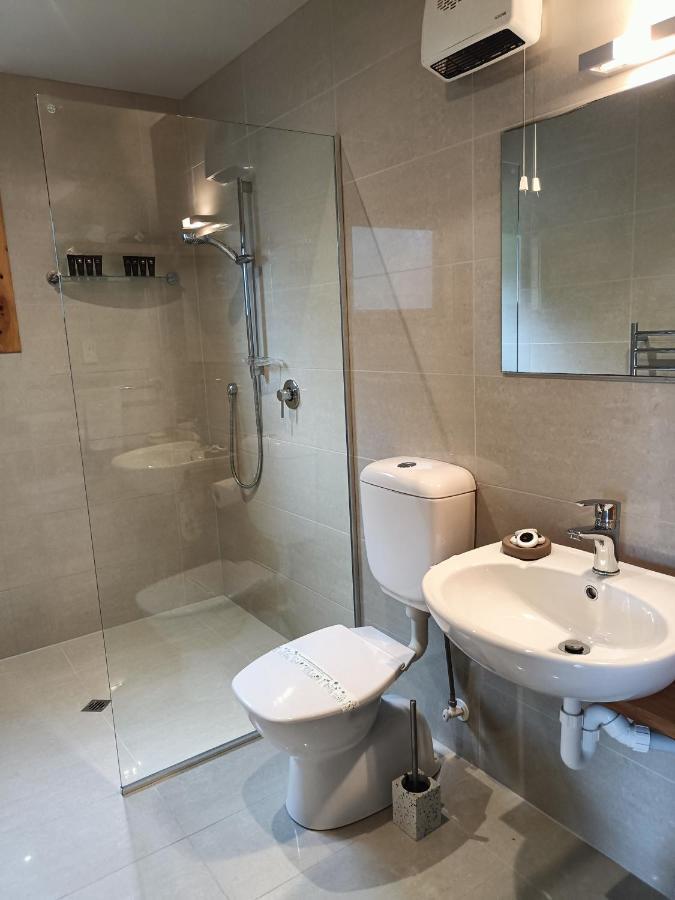 Riverstone Retreat Karamea ภายนอก รูปภาพ